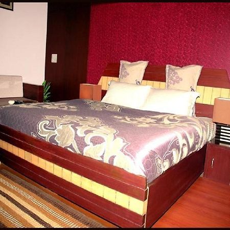 D2M Hotel Rohtak Exterior photo